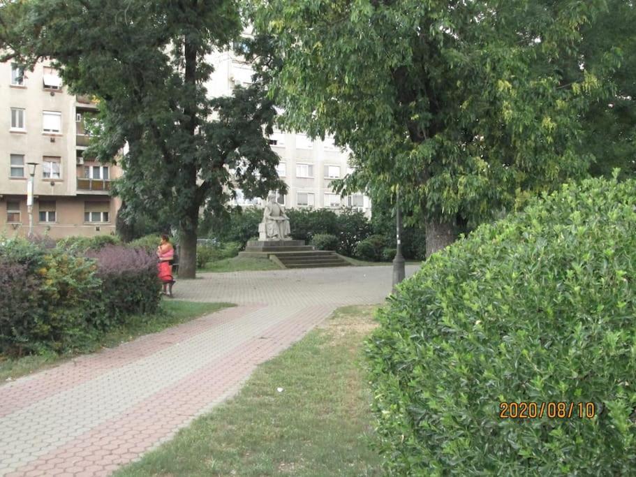 Lavender Near Heroes' Square & Puskas Stadium Apartamento Budapest